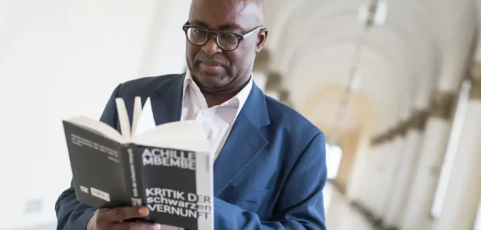 Achille Mbembe : L’art de dire et de se dédire aussi facilement  [Par Jean-Claude Djéréké]
